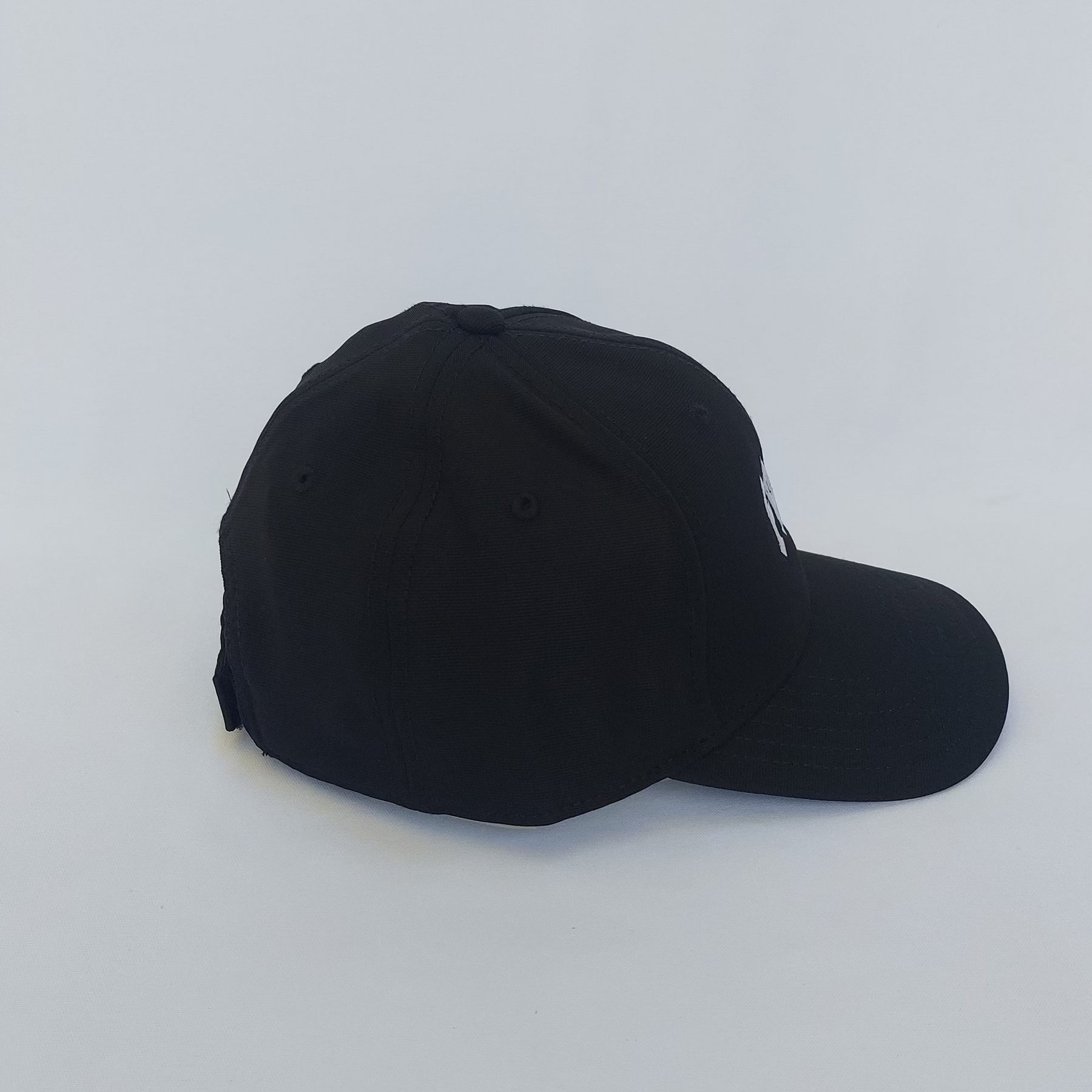 Boné beisebol regulador preto bordado