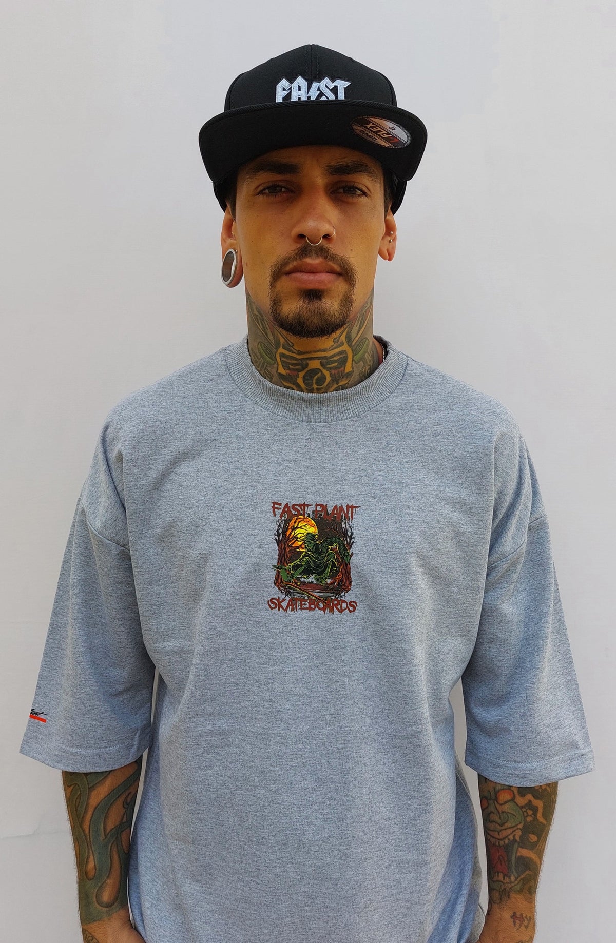 Camiseta Oversized Premium Fast Plant Dark Board