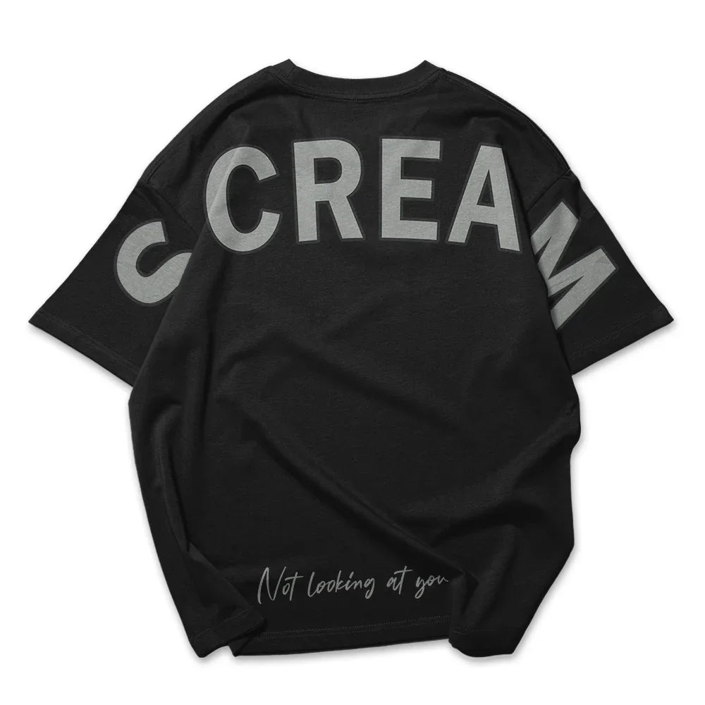 Camiseta Oversized Ombro á Ombro Scream Not Looking